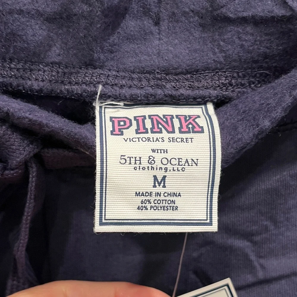 New with tags PINK NY Yankees pants size Medium Limited Edition - Picture 2 of 4